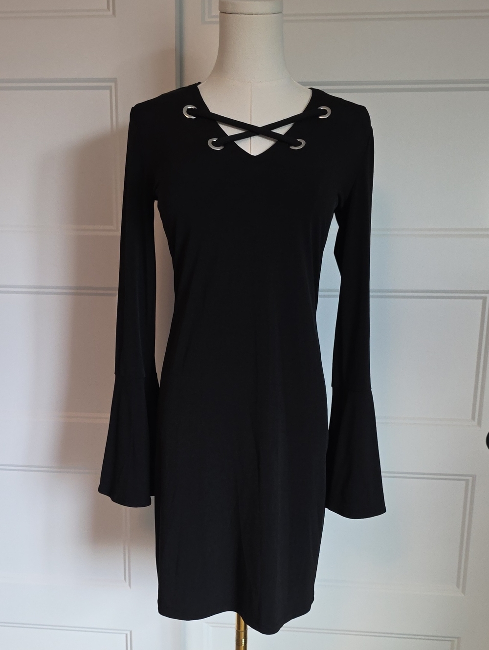 Michael Kors Black Long-Sleeve Crisscross Eyelet Bell-Sleeve Dress